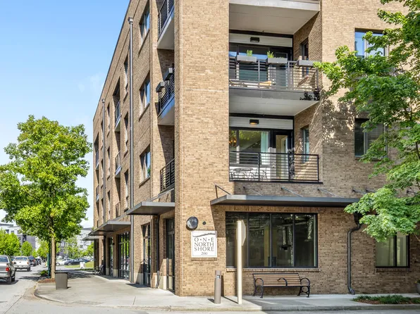 200 Manufacturers Rd APT 432, Chattanooga, TN 37405