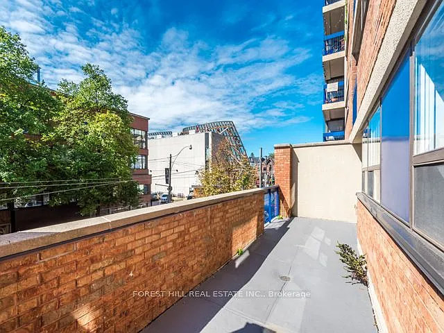 105 McCaul St #202 — Photo 19