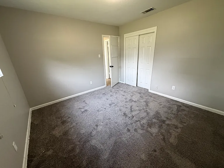 1401 Gardenia St — Photo 7