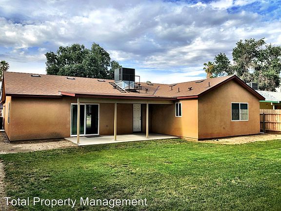 2nd image of 2610 S Kloth Dr