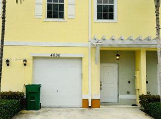 4030 NW 11th St, Lauderhill, FL 33313