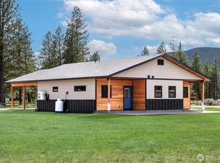 7 Round Rock Ln, Winthrop, WA 98862