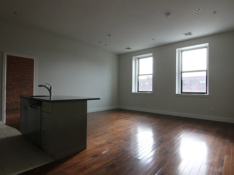 460-520 Harrison Ave — Photo 34
