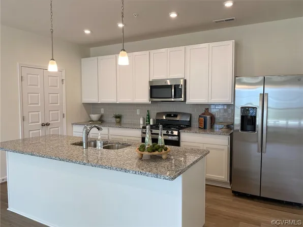 3982 Prospect St #10A, Williamsburg, VA 23185