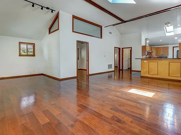 3947 Huron Ave #A — Photo 11