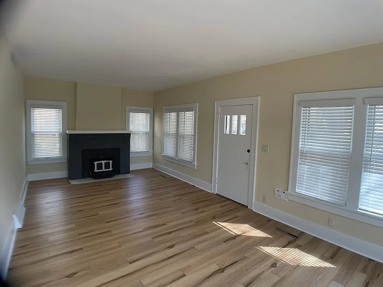 133 N Bluff Ave — Photo 7