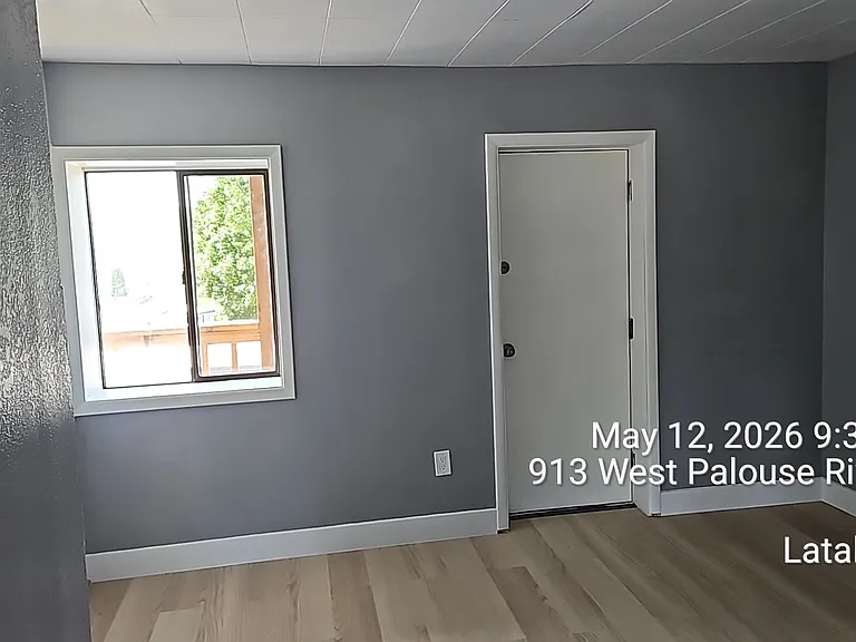 913 W Palouse River Dr #1 — Photo 11