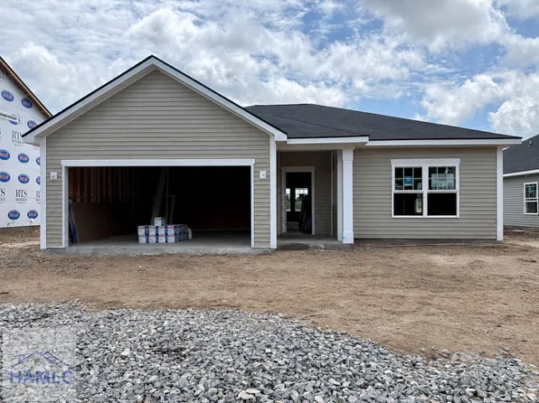 261 Juniper Dr, Hinesville, GA 31313