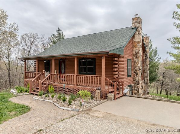 388 Bumble Bee Dr, Linn Creek, MO 65052