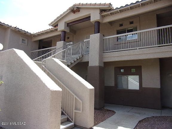 3rd image of 655 W Vistoso Highlands Dr