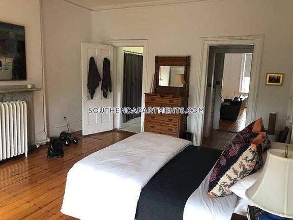 4th image of 39 W Newton St #3