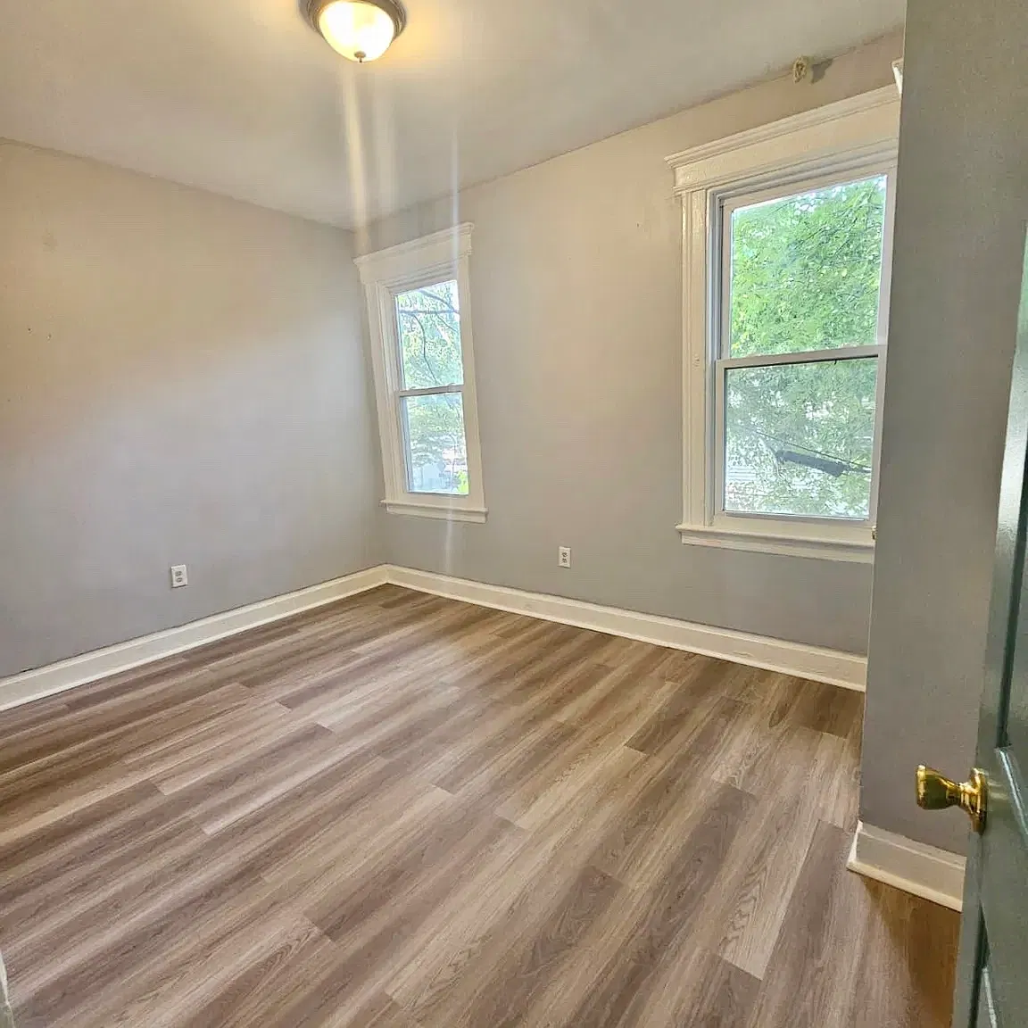 4 bed, $2,250 — Photo 4