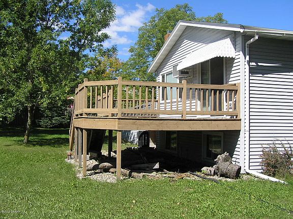 5th image of 2214 Springdale Dr NE