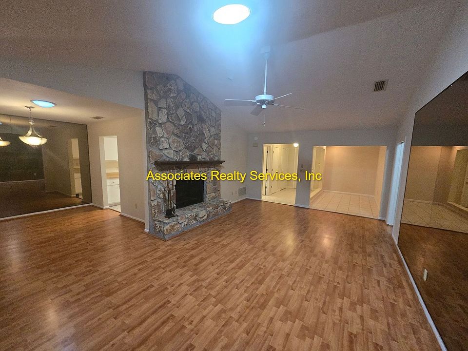 1st image of 11407 Palmetto Blvd