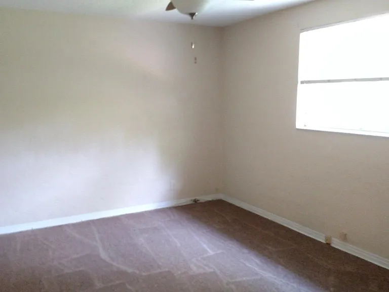 121 15th Ave N #1/2 — Photo 12