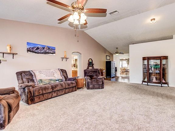 5th image of 8939 E Shasta Dr
