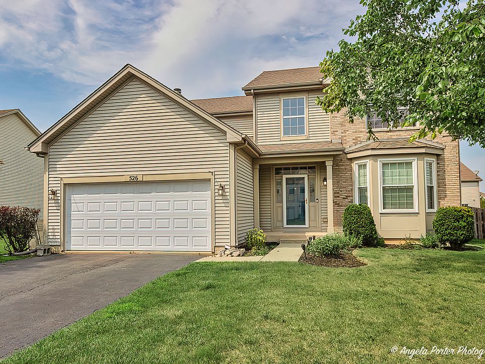 1st image of 526 W Fairborn Ln
