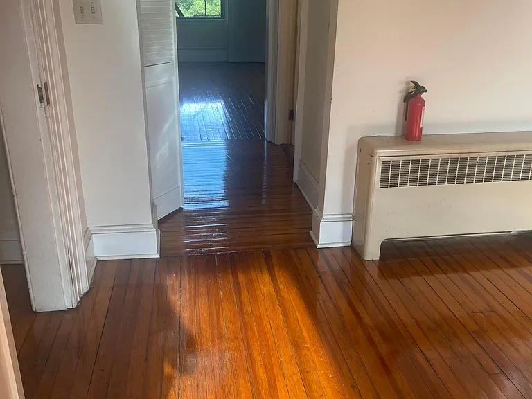 Ten Broeck St — Photo 12