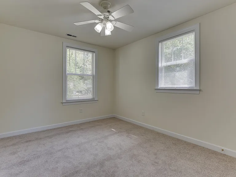 955 Poquoson Ave — Photo 20