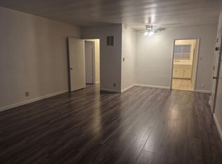 4132 Somerset Dr, Los Angeles, CA 90008