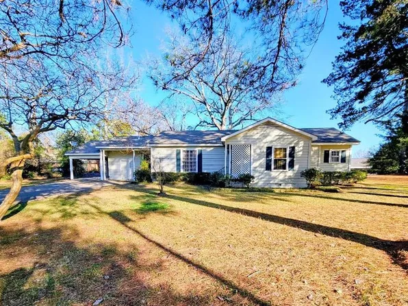 210 N King St, Winnfield, LA 71483