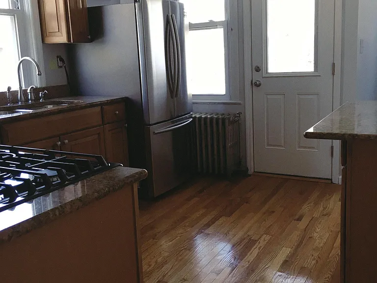 205 Westervelt Ave #2 — Photo 11