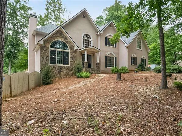 5715 Brynwood Cir NW, Acworth, GA 30101