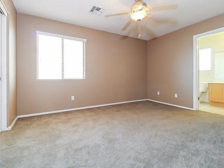 3116 S 82nd Ln — Photo 13