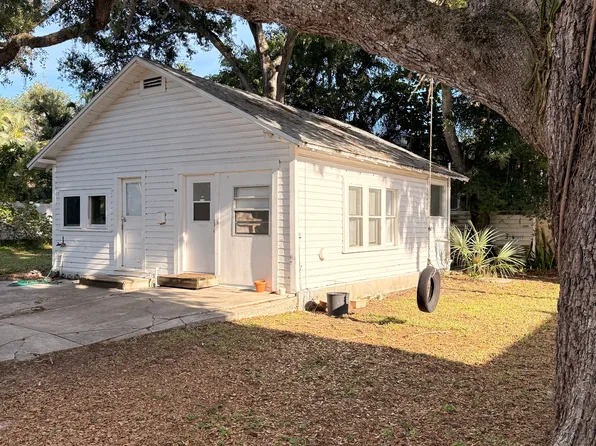 1632 Waldemere St #B, Sarasota, FL 34239