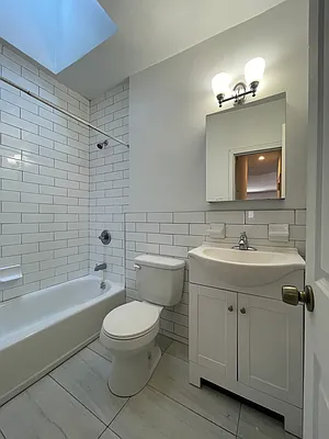 Rented by Oxford Property Group | media 13