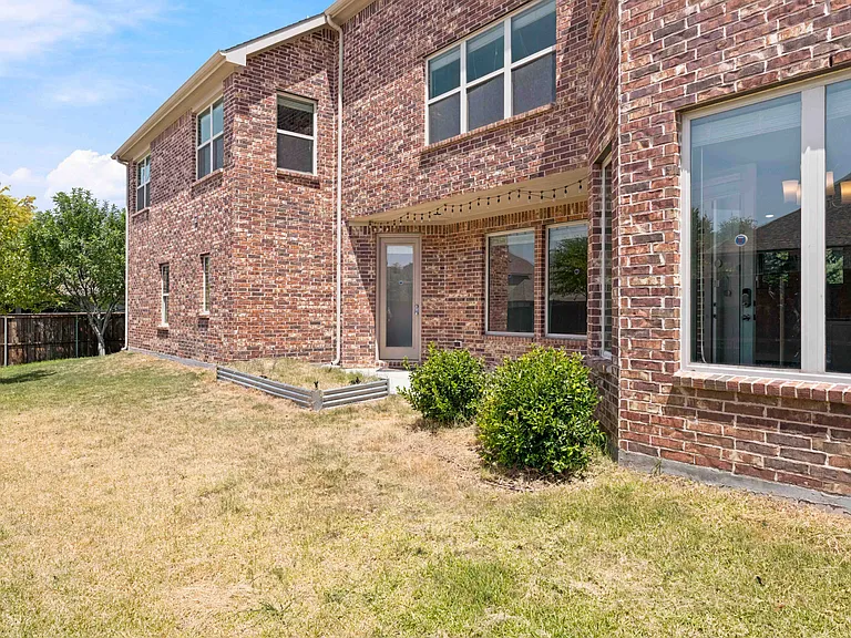 4524 Del Rey Ave — Photo 14
