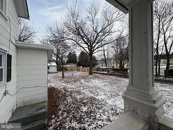 4th image of 119 Mount Holly Ave
