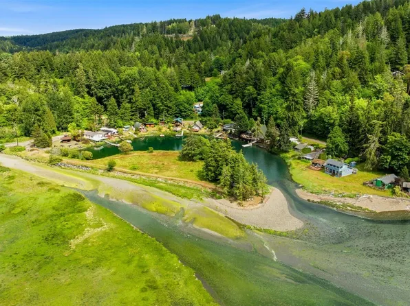 241 NE Rendsland Creek Road, Tahuya, WA 98588