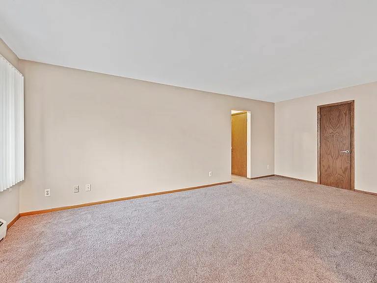 Spacious living room