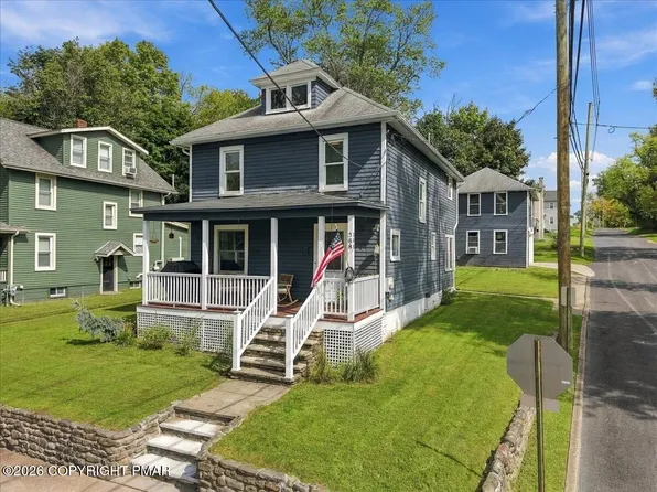 388 Brodhead Ave, East Stroudsburg, PA 18301
