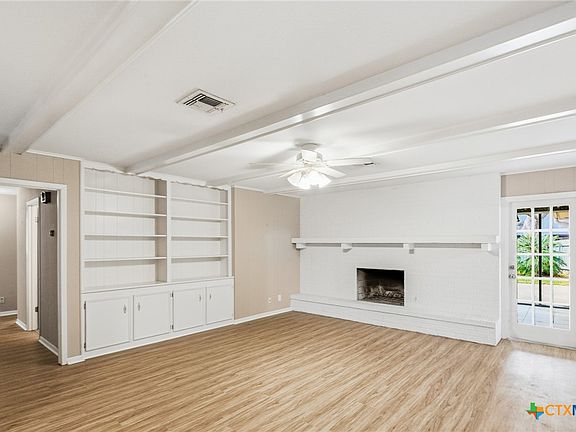 3rd image of 203 Wilshire Dr