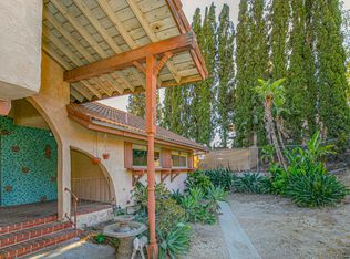 9982 Edmore Pl, Sun Valley, CA 91352