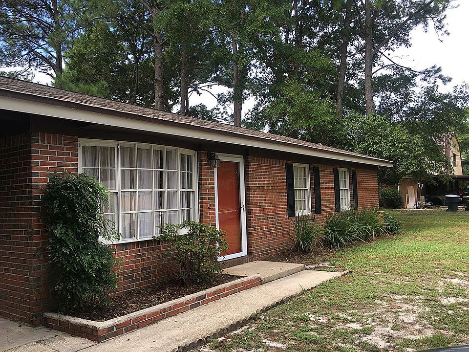 1st image of 310 Coral Dr SW