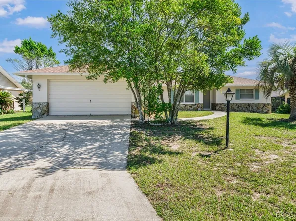 3939 N Blazingstar Way, Beverly Hills, FL 34465