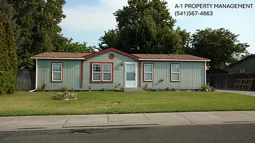 1560 W Sunland Ave Photo 1