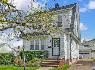 376 Sutton Ave, Hackensack, NJ 07601