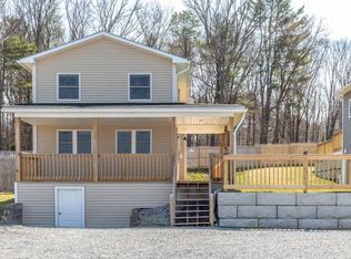 904 E Lakeshore Dr, Colchester, VT 05446