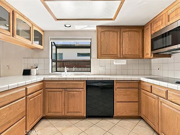 3rd image of 1546 19th St