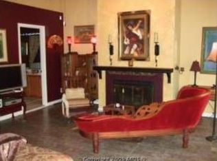 12599 Kempston Ln, Woodbridge, VA 22192