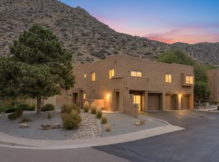 2900 Vista Del Rey NE UNIT 1B, Albuquerque, NM 87112