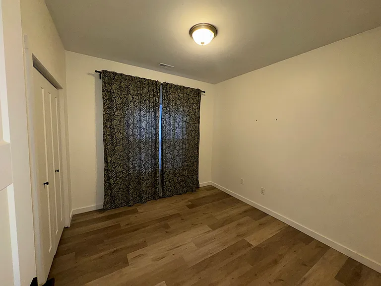 3833 Kelford St — Photo 9