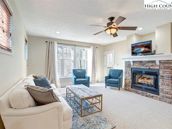 481 Peaceful Haven Drive #611, Boone, NC 28607