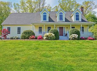 15 Pond View Way, North Attleboro, MA 02760