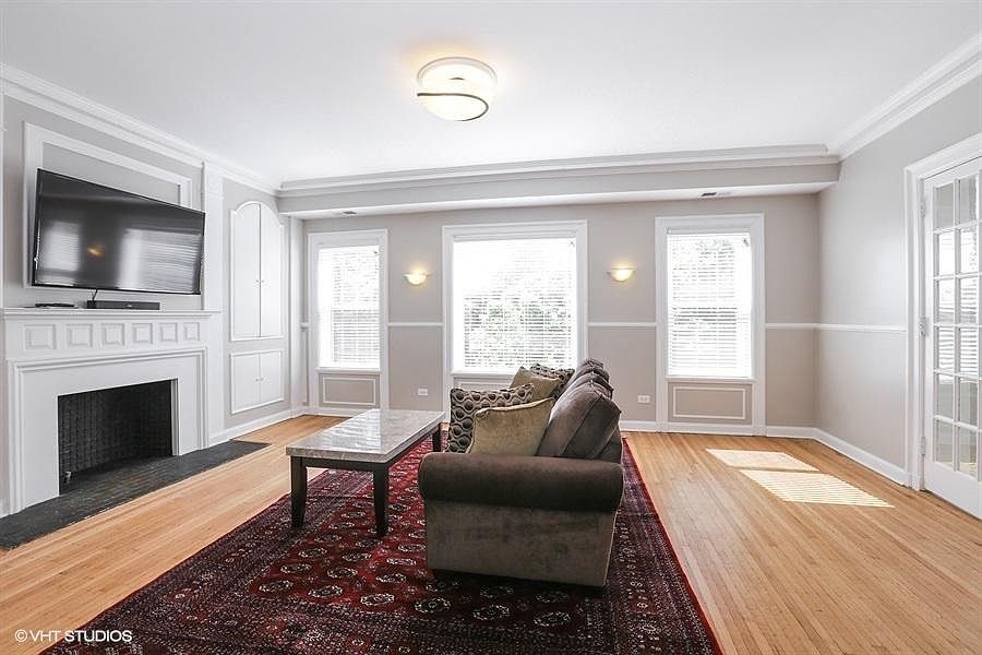 1st image of 5117 S Ellis Ave #3S