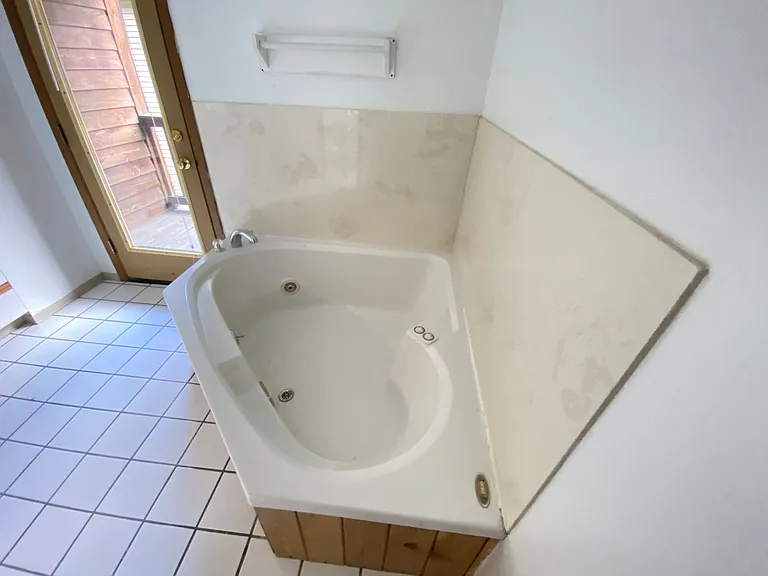 1522 Indianola Ave — Photo 26